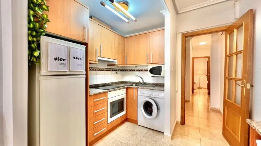 Apartment de 2 chambres à Torrevieja, Espagne No. 3543 № 5