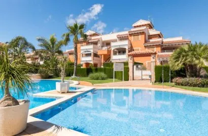 Penthouse de 78m² à Torrevieja, Espagne No. 3603