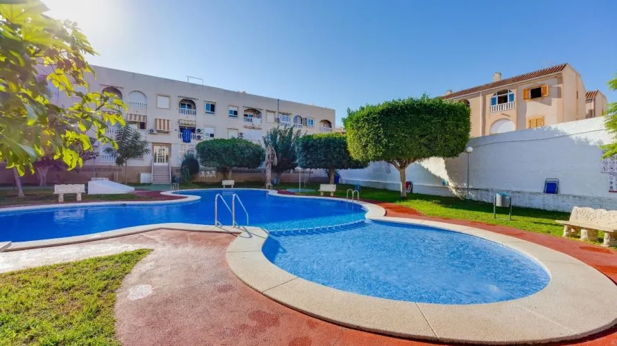 Penthouse de 61m² à Torrevieja, Espagne No. 3506 № 4