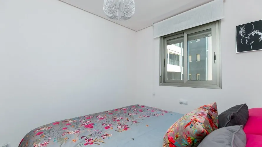 Квартира 82м² в Аликанте, Испания №2411 № 2