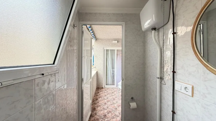 Квартира с 2 спальнями в Торревьеха, Испания №3407