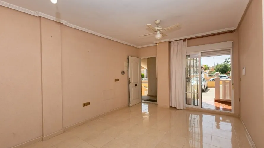 Квартира 71м² в Аликанте, Испания №3467 № 20