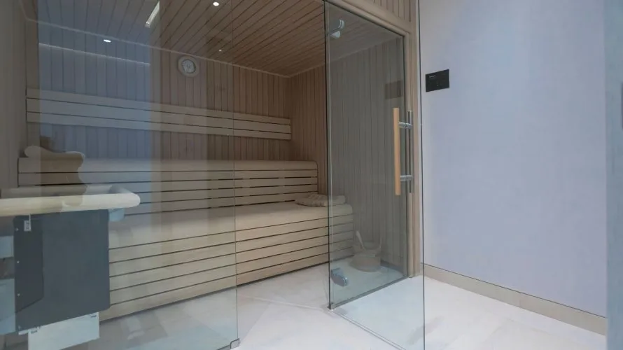 5 bedrooms villa for sale , Benahavis, Spain No. 147 № 1