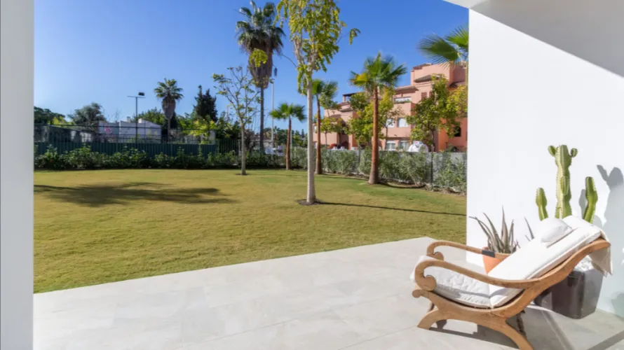 4 bedrooms villa for sale , Cortes (San Pedro De Alcantara), Spain No. 1024 № 24