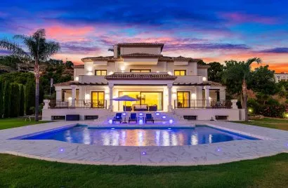 6 bedrooms villa for sale , Benahavis, Spain No. 664