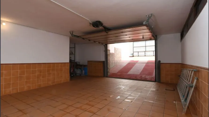 5 bedrooms villa for sale , Mijas, Spain No. 996 № 1