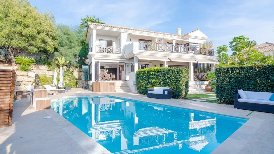 5 bedrooms villa for sale , Marbella, Spain No. 390 № 27