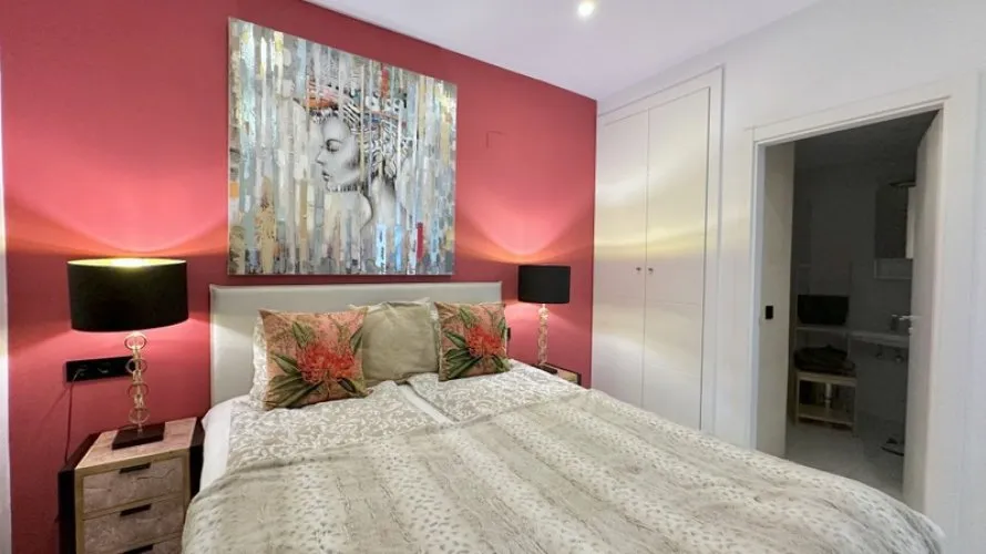 3 bedrooms apartment for sale , Estepona, Spain No. 944 № 15