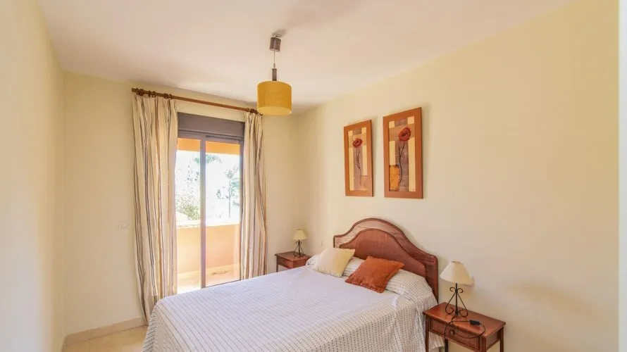 3 bedrooms apartment for sale , Estepona, Spain No. 881 № 9