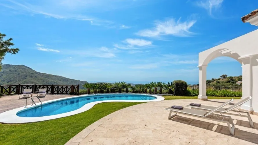 5 bedrooms villa for sale , Benahavis, Spain No. 790 № 10