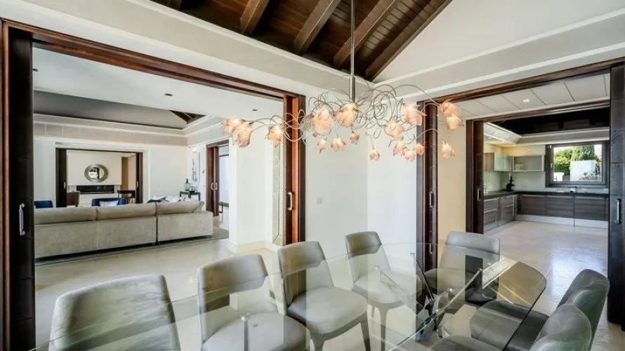 5 bedrooms house for sale , Benahavis, Spain No. 946 № 16