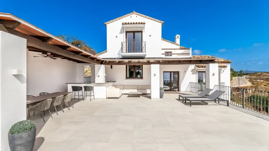 5 bedrooms villa for sale , Estepona, Spain No. 516 № 12