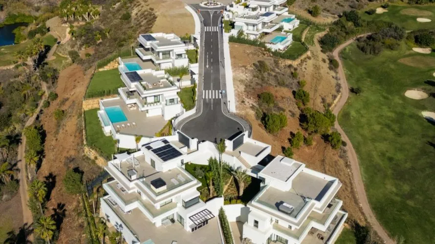5 bedrooms villa for sale , Estepona, Spain No. 486 № 22