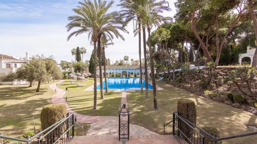 3 bedrooms apartment for sale , Marbella, Spain No. 301 № 27