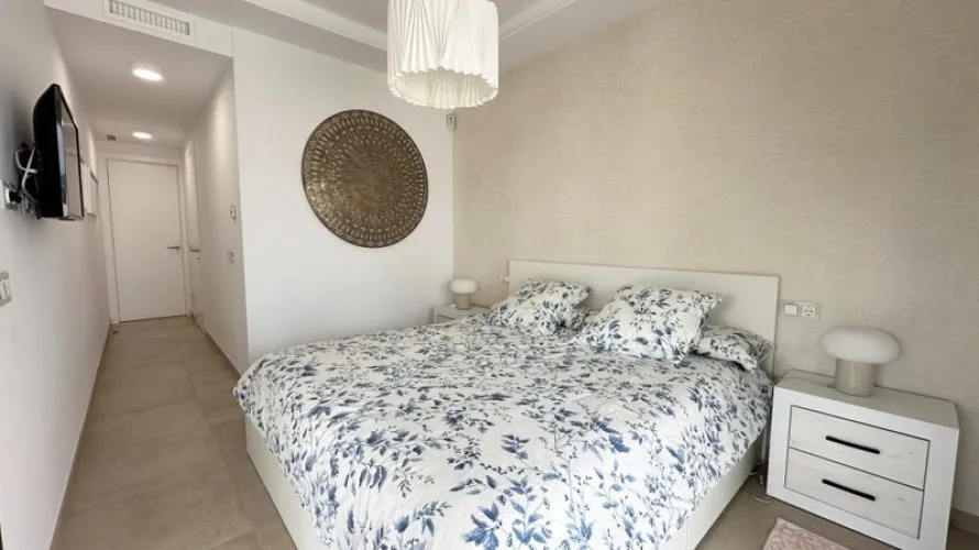 3 bedrooms apartment for sale , Estepona, Spain No. 941 № 12