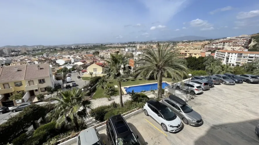 2 bedrooms apartment for sale , Fuengirola, Spain No. 846 № 8