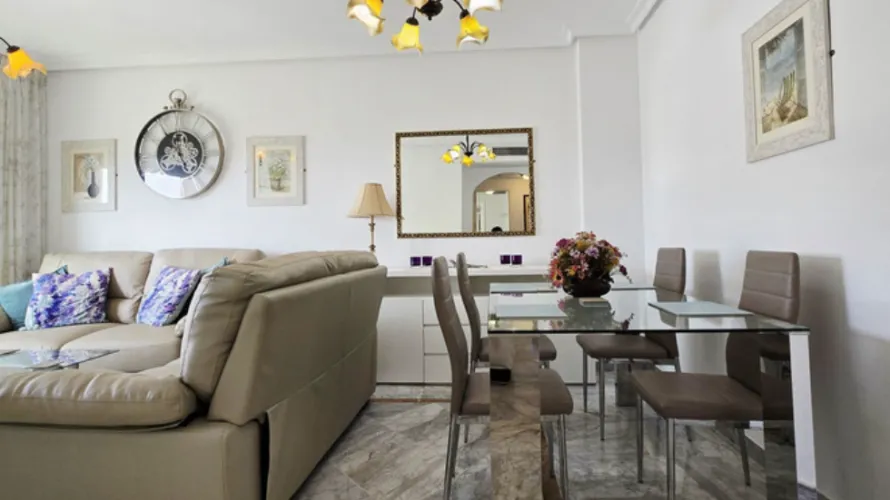 2 bedrooms apartment for sale , Marbella, Spain No. 1075 № 4