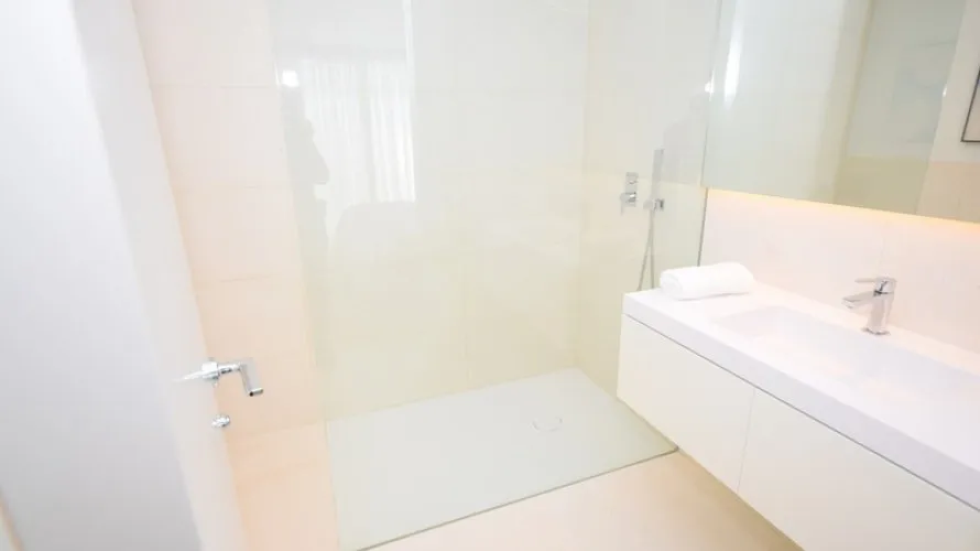 4 bedrooms villa for sale , Nueva Andalucia, Spain No. 933 № 14