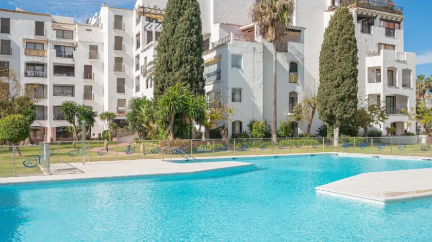 1 bedroom apartment for sale , Marbella, Spain No. 691