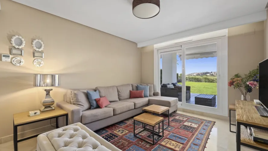 3 bedrooms apartment for sale , Benahavis, Spain No. 1030 № 11