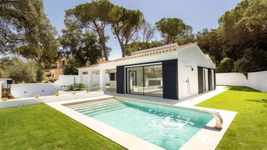 3 bedrooms villa for sale , Marbella, Spain No. 239 № 1