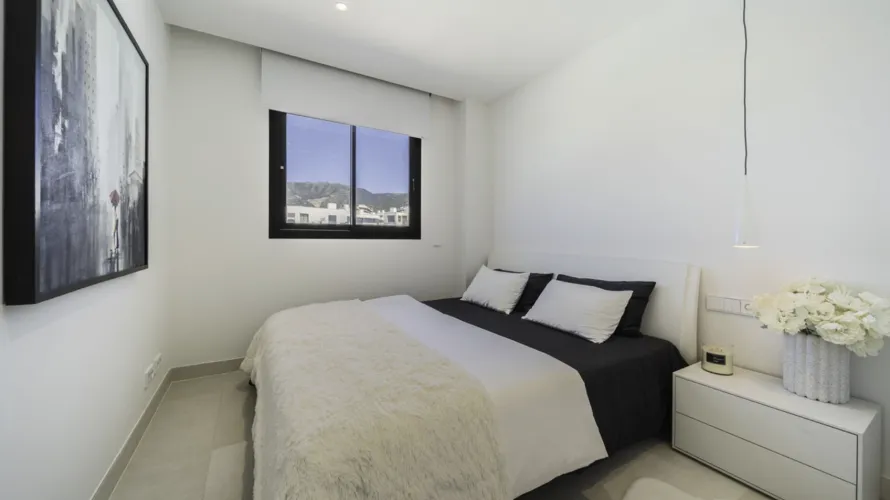 2 bedrooms penthouse for sale , Fuengirola, Spain No. 565 № 9