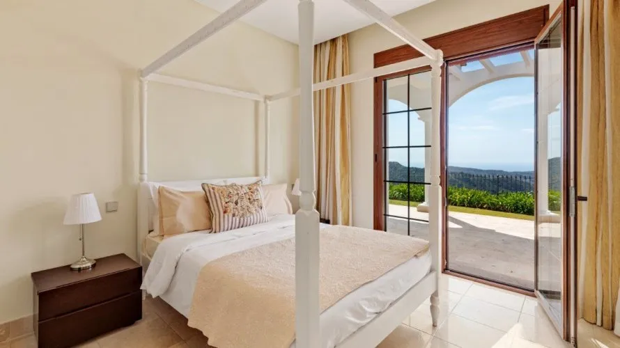 5 bedrooms villa for sale , Benahavis, Spain No. 790 № 23