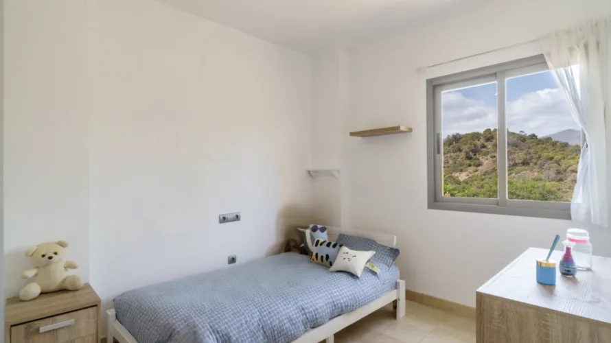 3 bedrooms apartment for sale , Estepona, Spain No. 649 № 27
