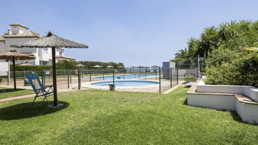3 bedrooms penthouse for sale , Estepona, Spain No. 694 № 6
