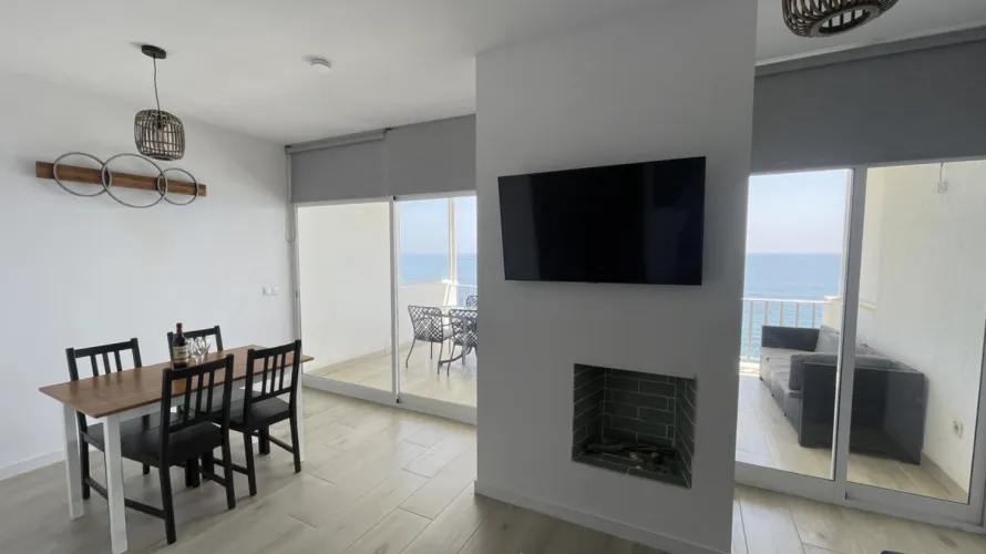 2 bedrooms apartment for sale , Estepona, Spain No. 669 № 2