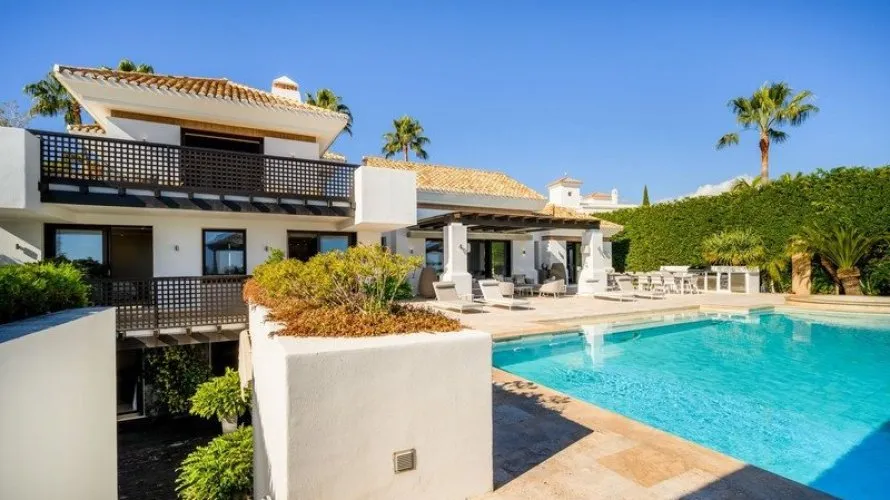 5 bedrooms house for sale , Benahavis, Spain No. 946 № 1