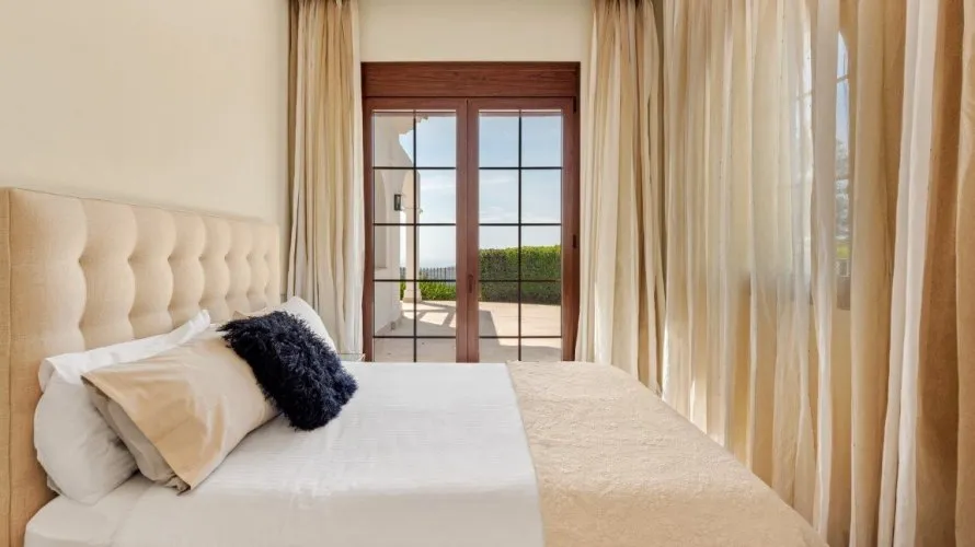 5 bedrooms villa for sale , Benahavis, Spain No. 790 № 22