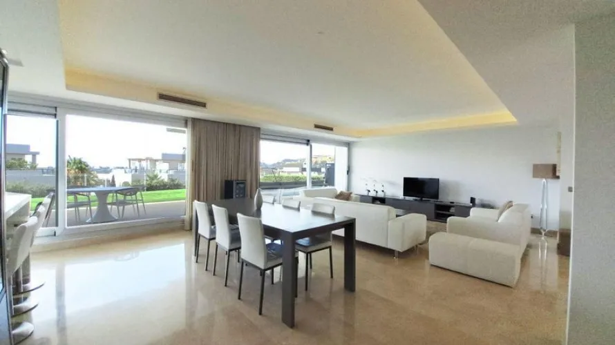 4 bedrooms apartment for sale , Benahavis, Spain No. 455 № 10
