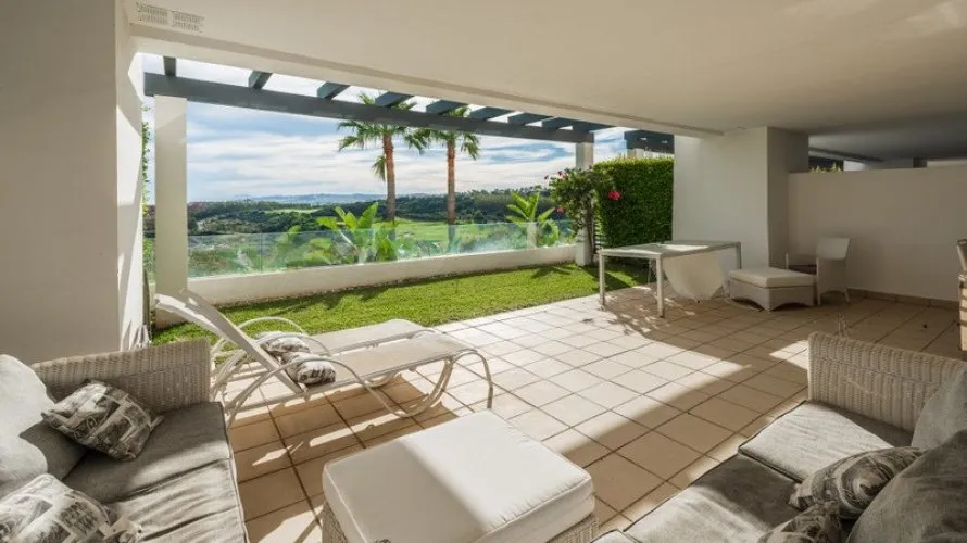 2 bedrooms apartment for sale , Casares, Spain No. 556 № 6