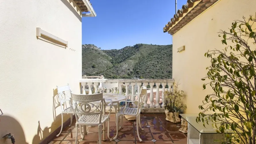 3 bedrooms townhouse for sale , Benahavis, Spain No. 1041 № 6