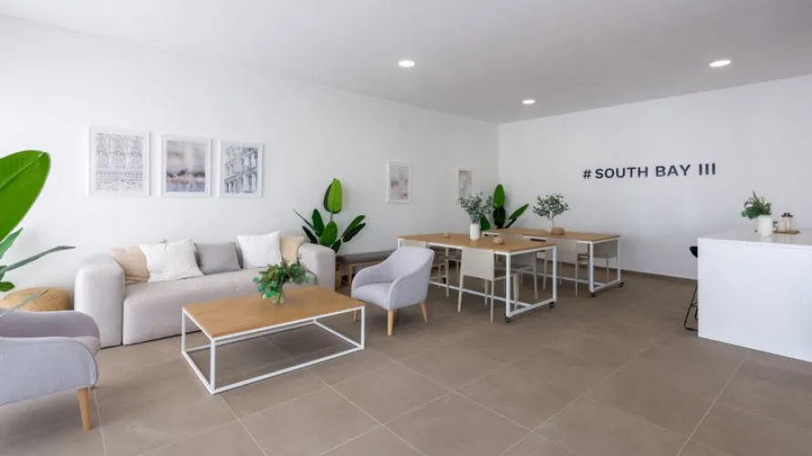 3 bedrooms apartment for sale , Estepona, Spain No. 395 № 10
