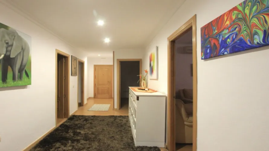 6 bedrooms villa for sale , Marbella, Spain No. 537 № 11