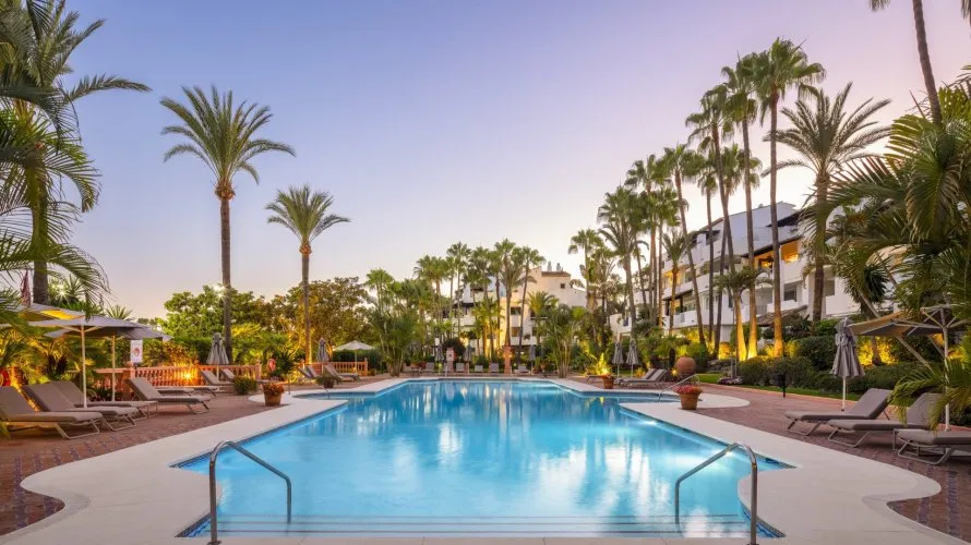 3 bedrooms apartment for sale , Marbella, Spain No. 166 № 12