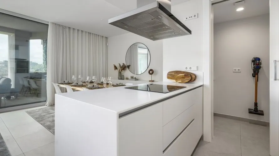 2 bedrooms apartment for sale , Benahavis, Spain No. 477 № 8