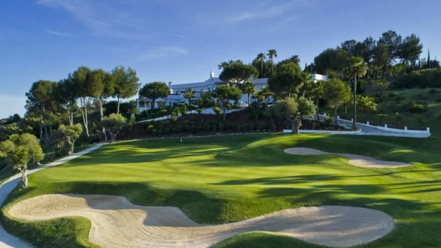 2 bedrooms apartment for sale , Estepona, Spain No. 348 № 1