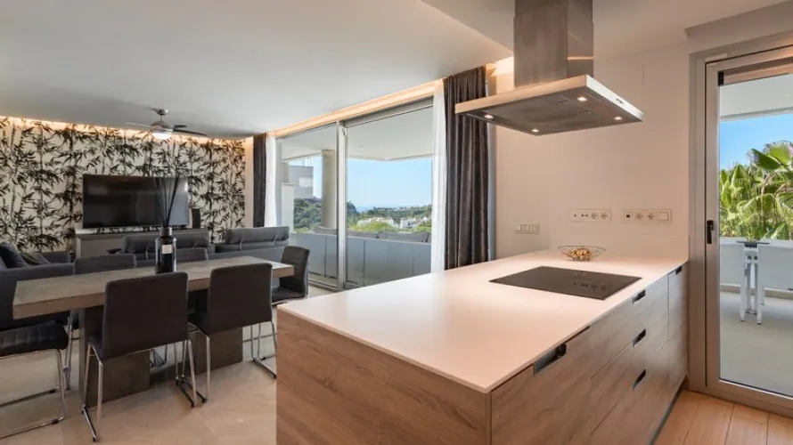 3 bedrooms apartment for sale , Benahavis, Spain No. 893 № 20