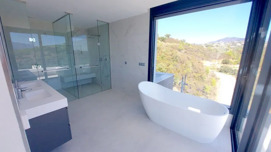 5 bedrooms villa for sale , Benahavis, Spain No. 400 № 13