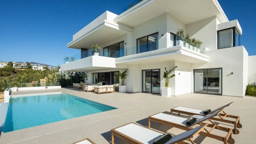 5 bedrooms villa for sale , Estepona, Spain No. 486 № 13