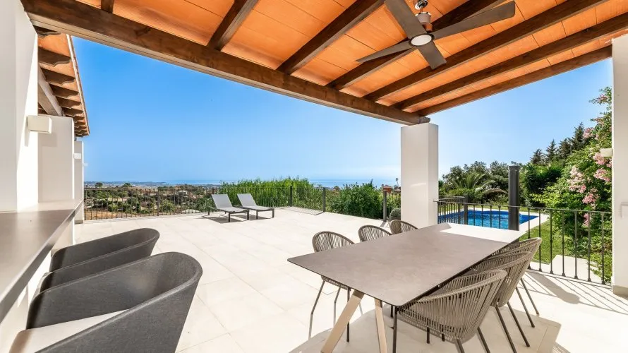 5 bedrooms villa for sale , Estepona, Spain No. 516 № 22