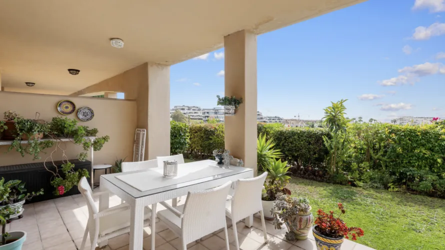 2 bedrooms apartment for sale , Estepona, Spain No. 1052 № 14