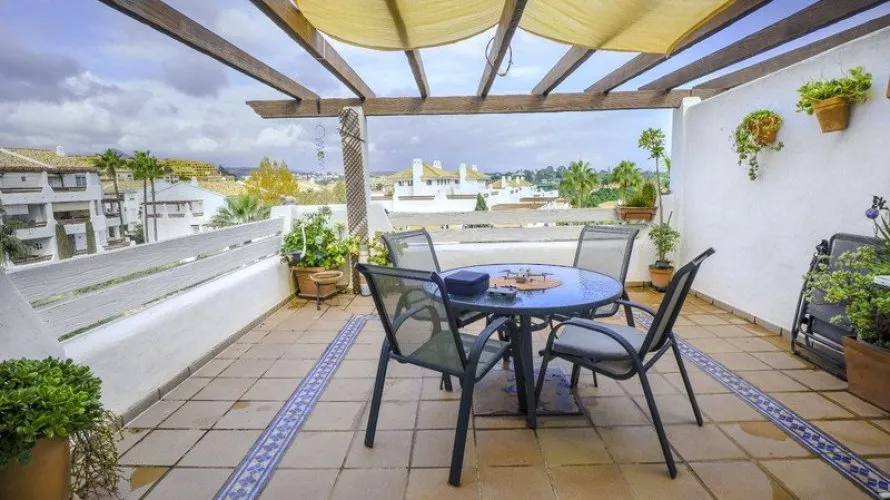2 bedrooms penthouse for sale , Estepona, Spain No. 660 № 11