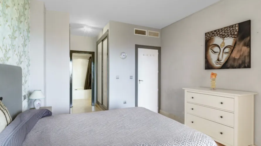 3 bedrooms apartment for sale , Estepona, Spain No. 649 № 23