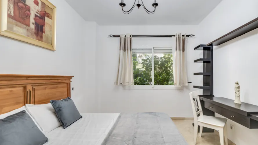 3 bedrooms apartment for sale , Estepona, Spain No. 649 № 8