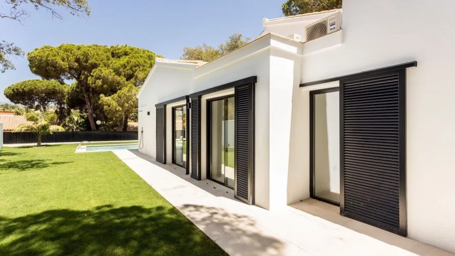 3 bedrooms villa for sale , Marbella, Spain No. 239 № 3