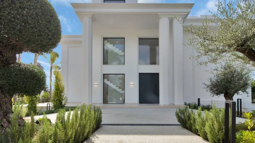 6 bedrooms villa for sale , Marbella, Spain No. 388 № 22